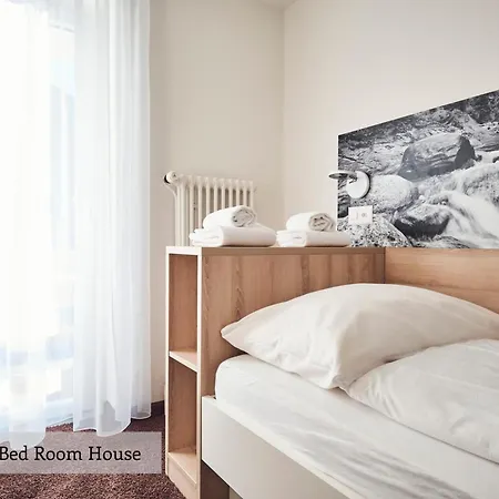 Ferienhaus Private Holiday Homes By Solaria Davos